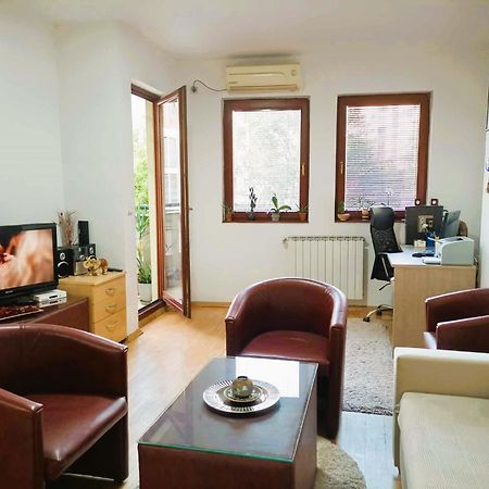 Centar Apartment Aleks Skopje Luaran gambar